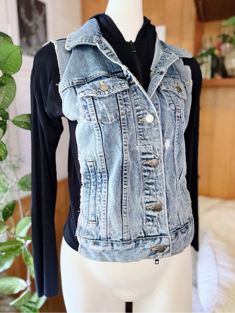 Bailey/44 Denim Vest Hoodie Jacket Distressed Mixed Media Black Blue EUC XS